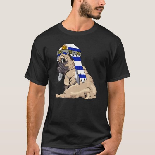 Dog Cute Pug Retro Uruguay Flag Pride Tシャツ (正面)