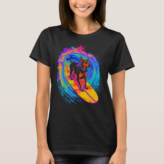 Dog Doberman Pinscher Surfing Tシャツ (正面)