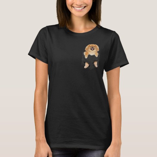 Dog in Your Pocket Pekingese Tシャツ (正面)
