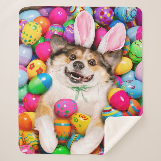 Dog Laying on Easter Eggs シェルパブランケット (正面)