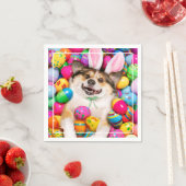 Dog Laying on Easter Eggs スタンダードカクテルナプキン (インサイチュ)