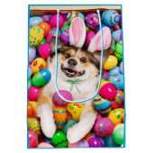 Dog Laying on Easter Eggs ミディアムペーパーバッグ (裏面)