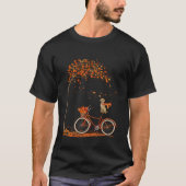 Dog Leaf Fall Autumn Cycling Funny Labrador retrie Tシャツ (正面)