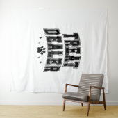 Dog Lover Treat Dealer タペストリー (インサイチュ(横))