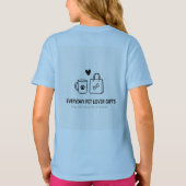 Dog Mom  – I Work Hard for My Dog Tシャツ (裏面)