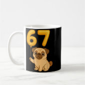 Dog Pug 67 Meme Six Seven Balloon Funny Gen Alpha  コーヒーマグカップ (左)