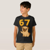 Dog Pug 67 Meme Six Seven Balloon Funny Gen Alpha  Tシャツ (正面フル)