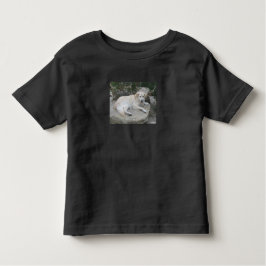 Dog Resting On A Rock トドラーTシャツ