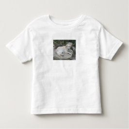 Dog Resting On A Rock トドラーTシャツ