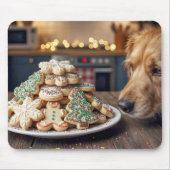 Dog Sniffing Christmas Sugar Cookies マウスパッド (正面)