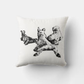 Dog Trio Pillow – Black & White Lying Dog Design クッション (裏面)