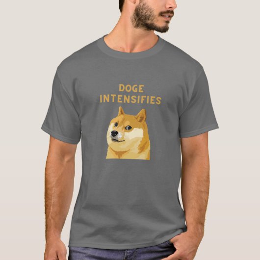 Dogecoinが暗号通貨を強化 Tシャツ (正面)