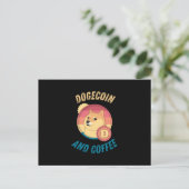 Dogecoinとコーヒー – Doge おもしろい Crypto ポストカード (スタンド正面)