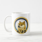 Dogecoin土影日4/20株価暗号おもしろい コーヒーマグカップ (左)