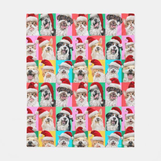 Dogs and Cats with Santa Beard フリースブランケット (正面)