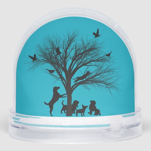 Dogs In the Park Snow Globe (裏面)