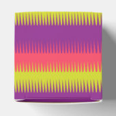 Dogtoothライン紫ピンクのライムグリーンのギフトボックス フェイバーボックス (上部)