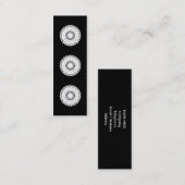 Doily。 白いレースの円。 黒 スキニー名刺 (正面/裏面)