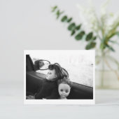 Doll Portrait - Dolls in a car ポストカード (スタンド正面)