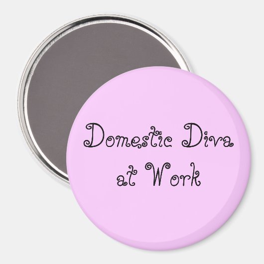 Domestic Diva at Work マグネット (正面/裏面)