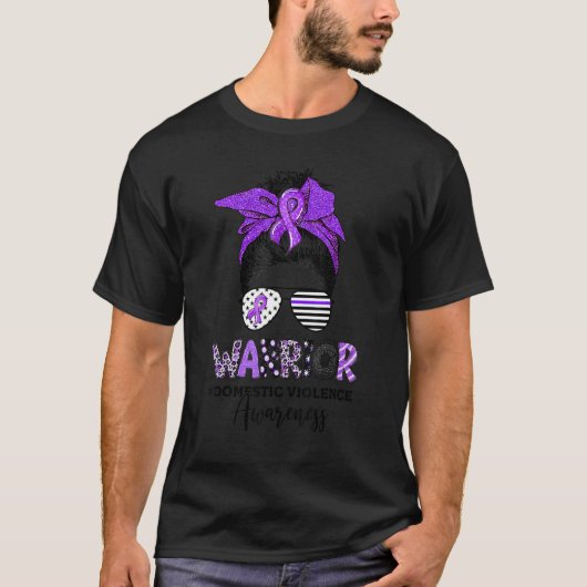 Domestic Violence Warrior Ribbon Purple Awareness Tシャツ (正面)