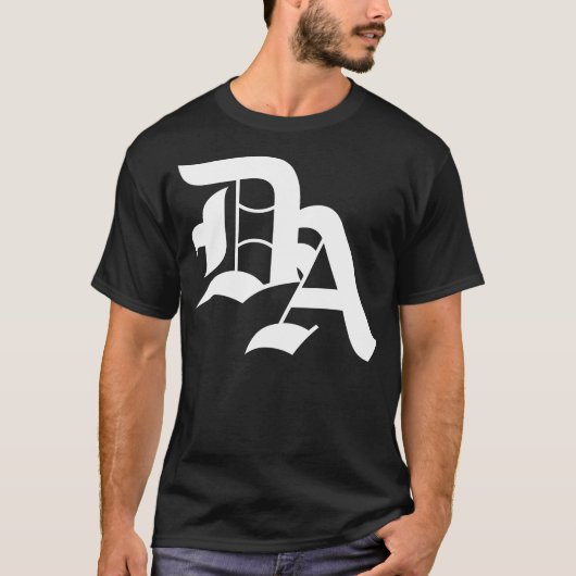 Dominick Andrew t-shirt logo Tシャツ (正面)
