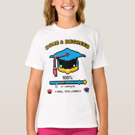 Done & Degreed」 -レトロゲーマースタイル Tシャツ