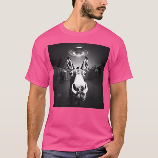 Donkey Ufo Selfieリアルエイリアン出場写真 Tシャツ (正面)
