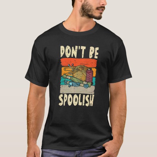 Don't Be Spoolish for a Tailors Sewers Women Quilt Tシャツ (正面)