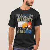 Don't Judge Me  Postal Worker Mailman Postman Mail Tシャツ (正面)