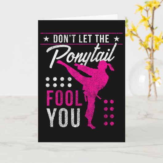 Dont Let The Ponytail Fool You Funny Karate Girl  カード (黄色い花)