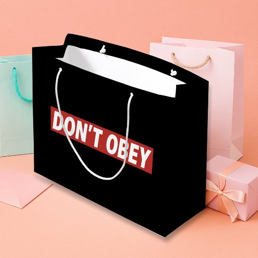 Don't Obey Portland Frog Protest ラージペーパーバッグ