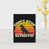 Don't Stop Retrieving Retro Golden Retriever Mom D カード (黄色い花)