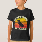 Don't Stop Retrieving Retro Golden Retriever Mom D Tシャツ (正面)