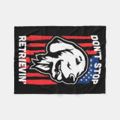 Don't Stop Retrieving Shirt American Flag Golden R フリースブランケット (正面(横))