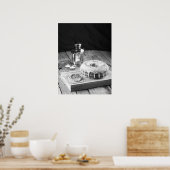 Donut Cake with Icing Glaze on Rustic Wooden Table ポスター (キッチン)