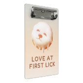 Donut Dream: Glazed Smile Pup Repeat Pattern ミニクリップボード (アングル)