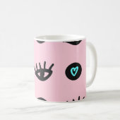 Doodle：目ガーリーのハートシームレス。 コーヒーマグカップ (正面右)