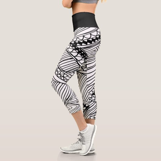 Doodle 1A Black White 1 Capri Leggings カプリレギンス (左)