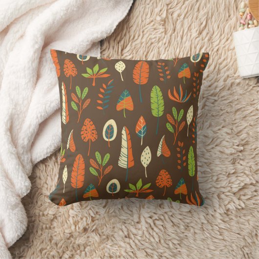 Doodle Hand Drawn Tropical Pattern with Leaves on  クッション (ブランケット)