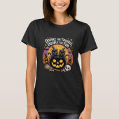 Double Trouble Cute Black Cats Halloween Cauldron Tシャツ (正面)