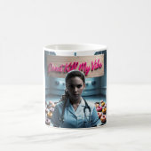 Dout Kill My Vibe: Sip and Stay 前向き コーヒーマグカップ (中央)