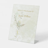 Dove and golden leaves pedestal sign  台座サイン (正面)