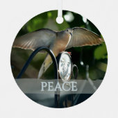 Dove of Peace Bird Photography Customizable メタルオーナメント (正面)