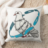 Dove of peace in Barbed Wire Enbrace クッション (ブランケット)