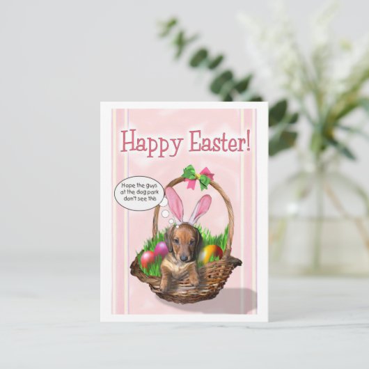 Doxieの子犬からのハッピーイースター シーズンポストカード (スタンド正面)