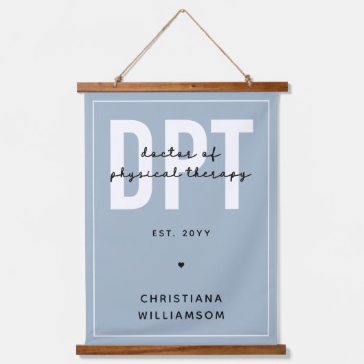 DPTパーソナライズされたフィジカルセラピー 吊り下げ型タペストリー (正面)