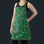 Dr. Seuss | The Grinch | Merry Grinchmas Pattern エプロン<br><div class="desc">The Grinch is back to steal away Christmas and generally make a nuisance of himself in this amazing design! The classic Dr. Seuss character is brought to life with a colorful graphic. This is a funny pattern featuring the green scoundrel, intending to ruin the good festive cheer in Who-ville. This...</div>