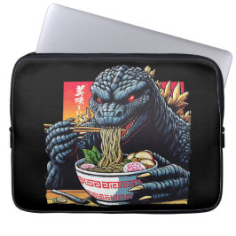 Dragon eating ramen  ラップトップスリーブ