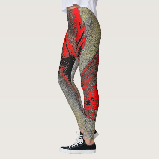 Dragon Fire Leggings – Mythic Fantasy Pattern レギンス (左)